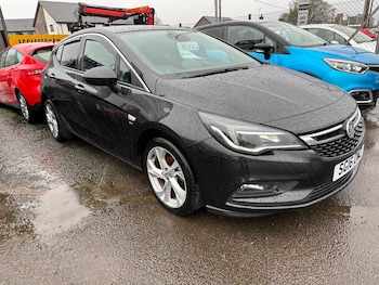 2016 (16) - 1.4T 16V 150 SRi 5dr