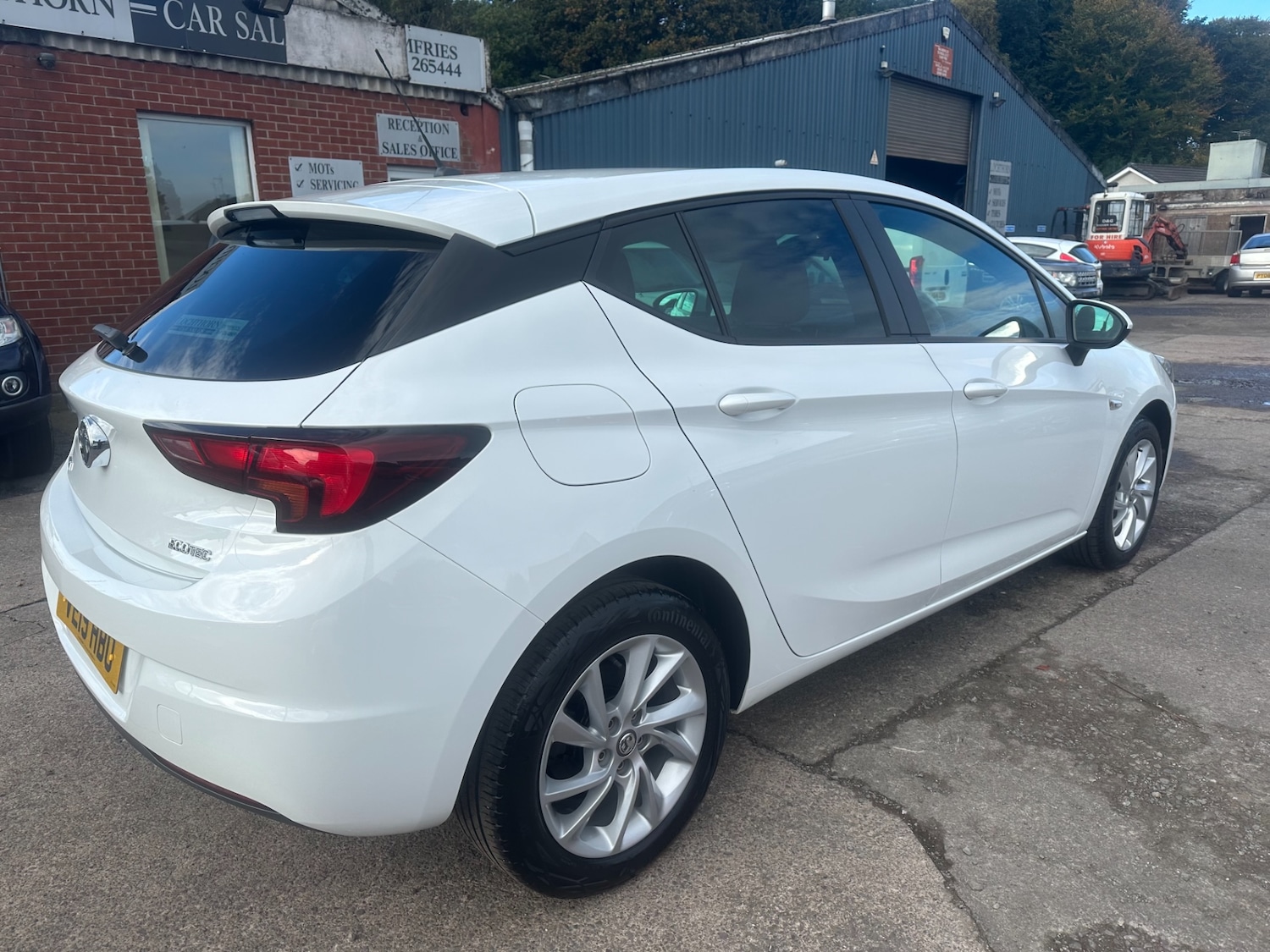 Used Vauxhall Astra 2019 for sale - 76205857: Photo 2