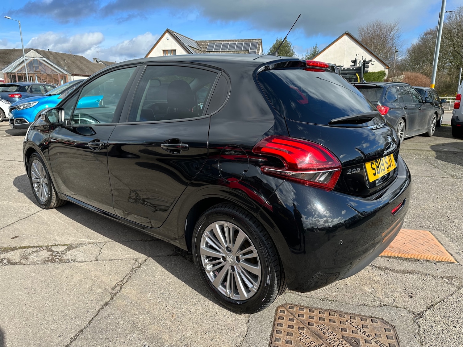 Used Peugeot 208 2019 for sale - 77888687: Photo 3