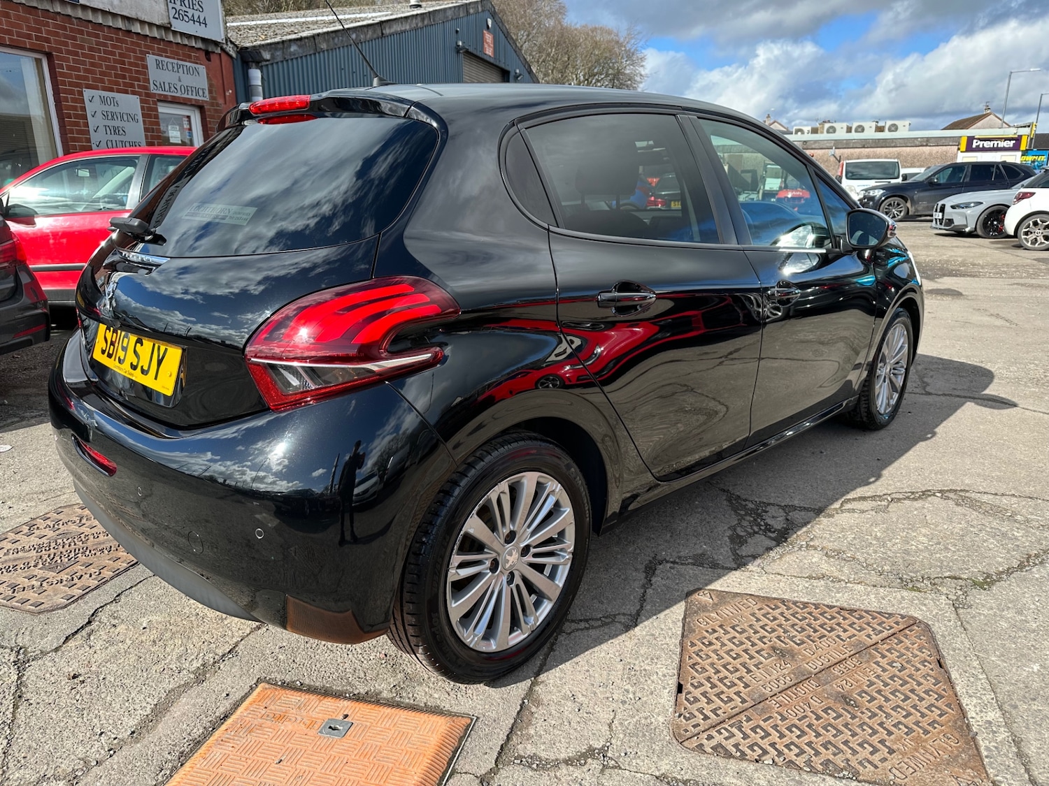 Used Peugeot 208 2019 for sale - 77888687: Photo 4