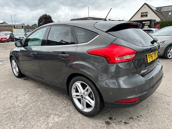 Used Ford Focus 2017 for sale - 78804276: Photo
