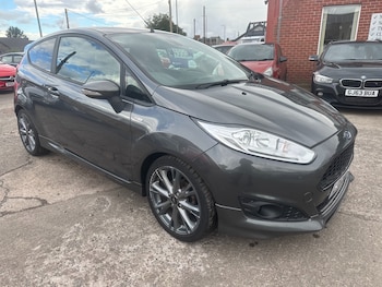 2016 (66) - 1.0 EcoBoost 140 ST-Line 3dr