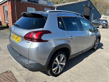 Used Peugeot 2008 2016 for sale - 78352980: Photo