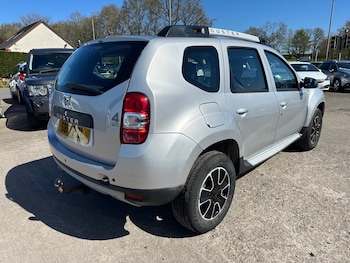 Used Dacia Duster 2017 for sale - 78354650: Photo
