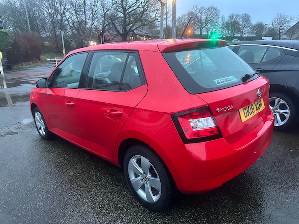 Used Skoda Fabia 2018 for sale - 73415364: Photo 2