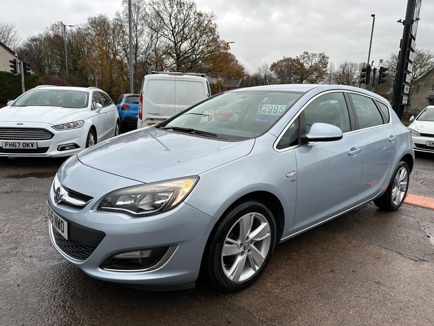 Used Vauxhall Astra 2015 for sale - 76855506: Photo 2