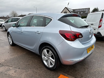 Used Vauxhall Astra 2015 for sale - 76855506: Photo