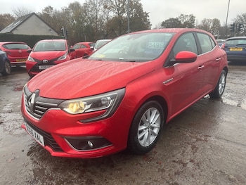 Used Renault Megane 2016 for sale - 77336622: Photo