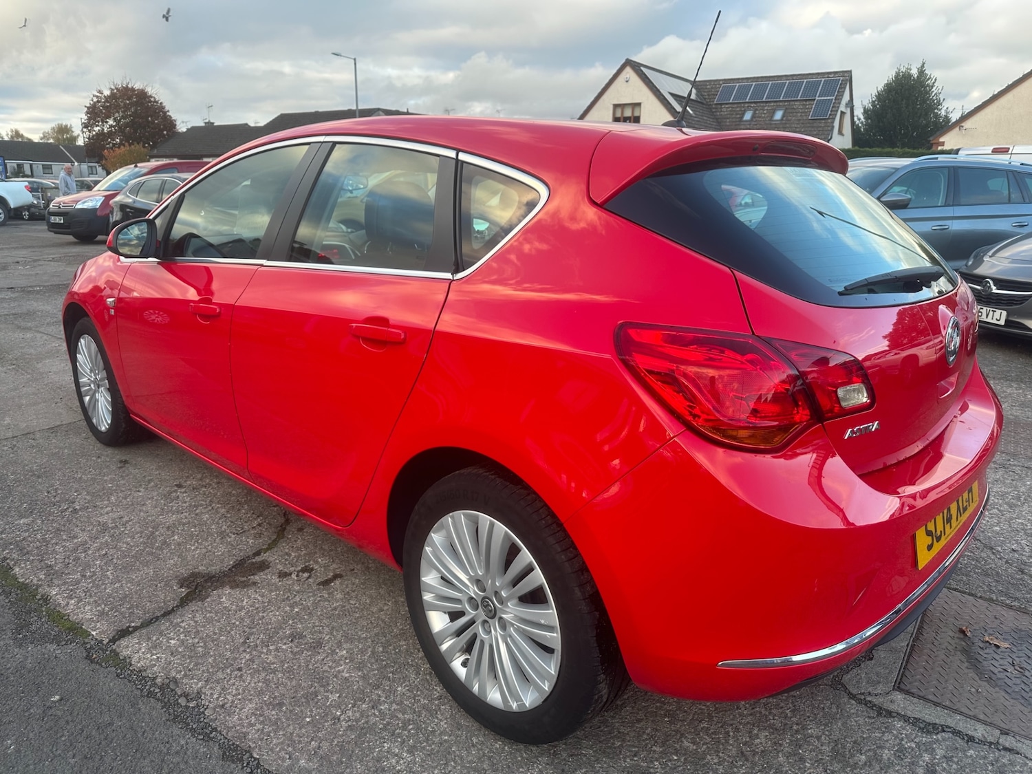 Used Vauxhall Astra 2014 for sale - 76455656: Photo 3