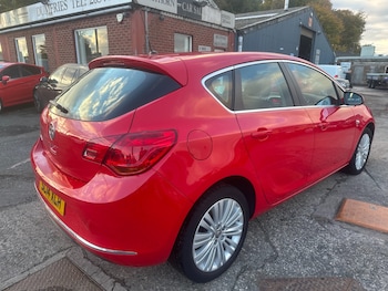Used Vauxhall Astra 2014 for sale - 76455656: Photo