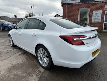 Used Vauxhall Insignia 2015 for sale - 77803695: Photo