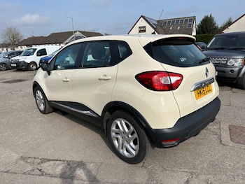 Used Renault Captur 2015 for sale - 77962372: Photo