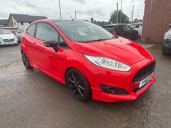 Used Ford Fiesta 2016 for sale - 76023278: Photo