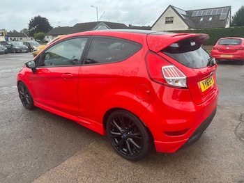 Used Ford Fiesta 2016 for sale - 76023278: Photo