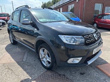 Used Dacia Sandero Stepway 2018 for sale - 79007169: Photo