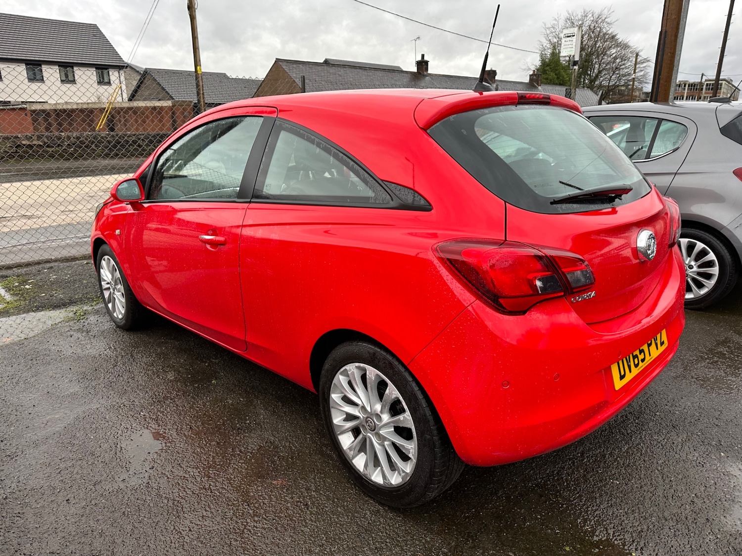 Used Vauxhall Corsa 2015 for sale - 77336855: Photo 3