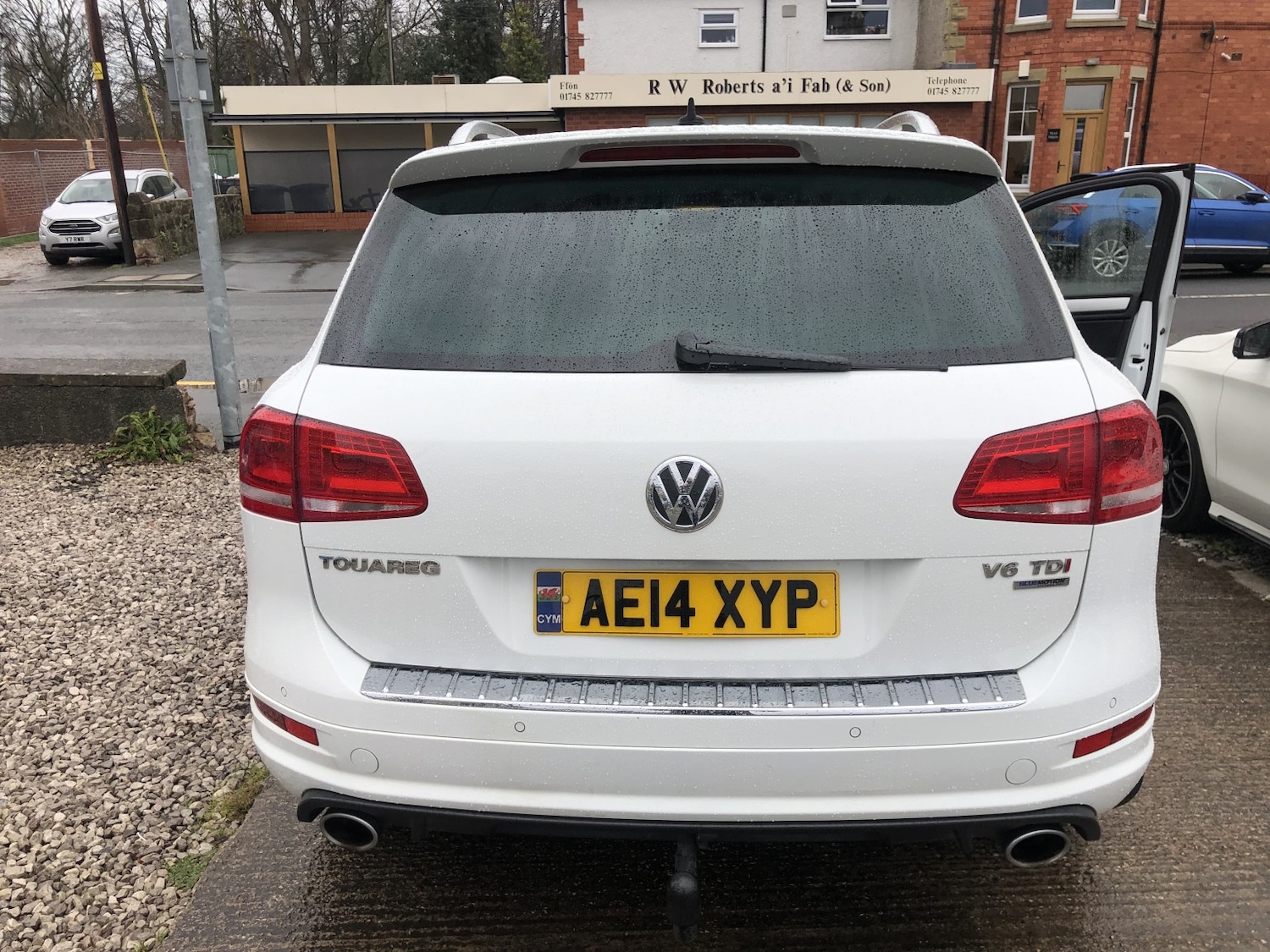 Used Volkswagen Touareg 2014 for sale - 77694395: Photo 2