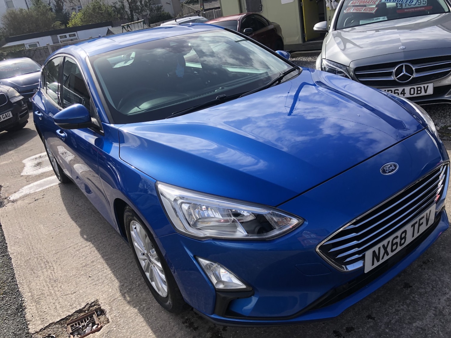 Used Ford Focus 2018 for sale - 78057075: Photo 3