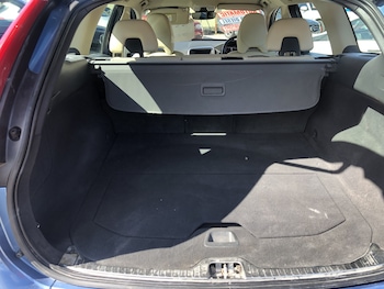 Used Volvo XC60 2015 for sale - 78112069: Photo