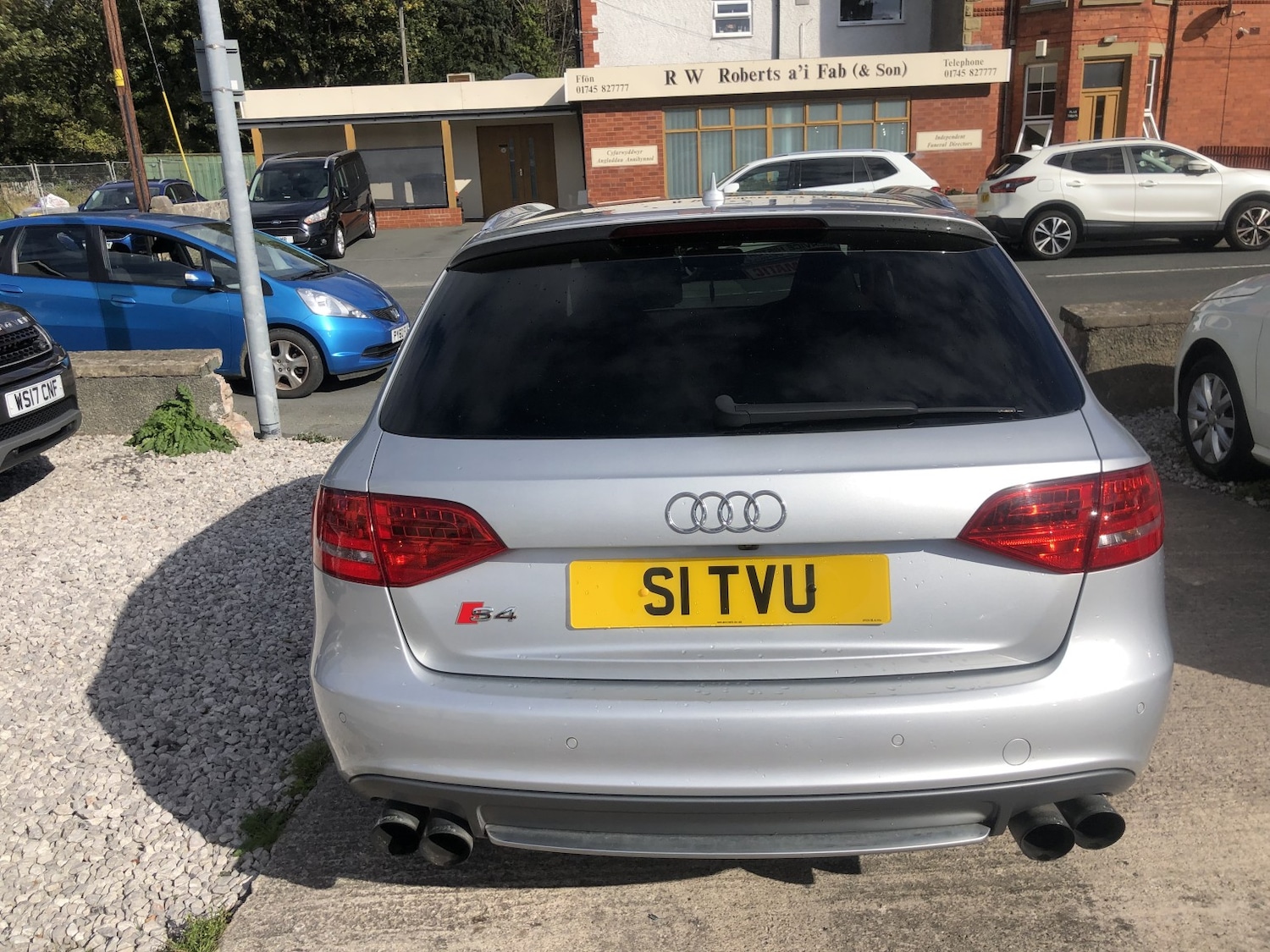 Used Audi A4 2010 for sale - 77694396: Photo 5