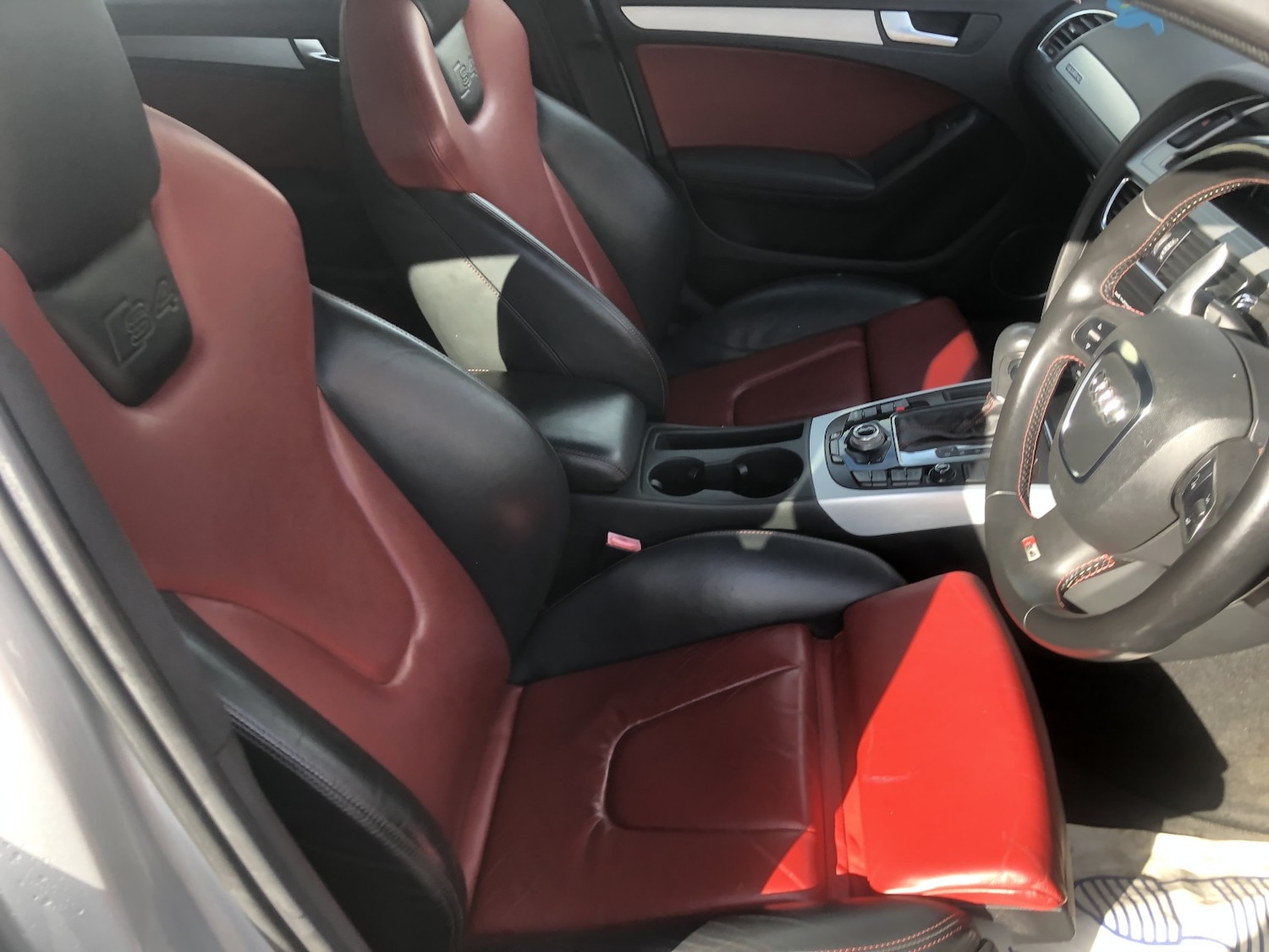 Used Audi A4 2010 for sale - 77694396: Photo 6