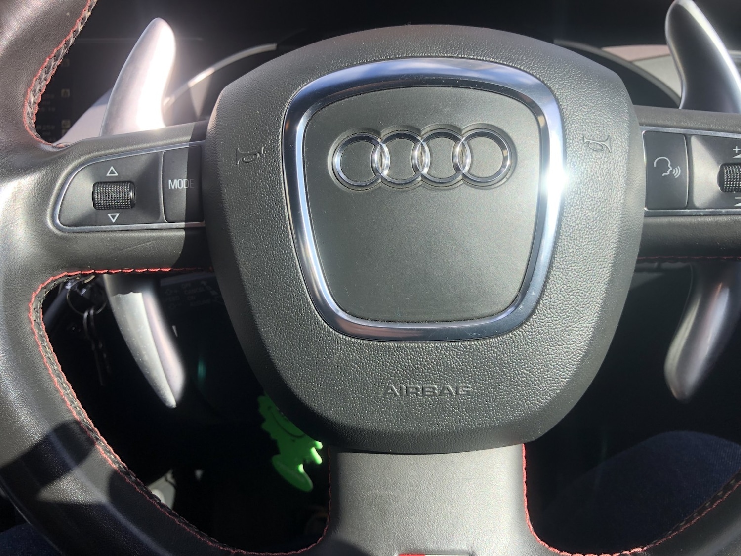 Used Audi A4 2010 for sale - 77694396: Photo 9