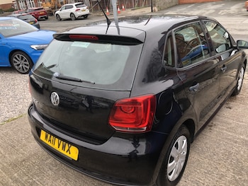 Used Volkswagen Polo 2011 for sale - 77681771: Photo