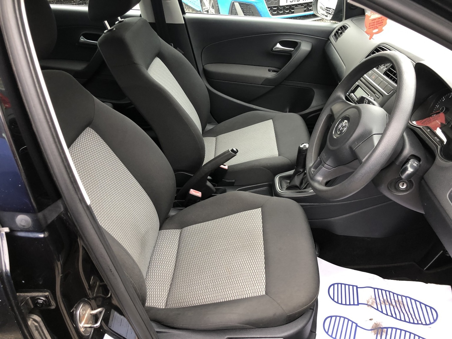 Used Volkswagen Polo 2011 for sale - 77681771: Photo 6