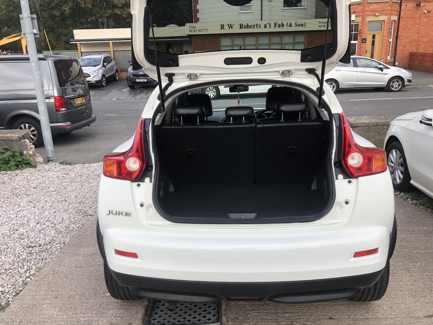 Used Nissan Juke 2011 for sale - 77694391: Photo 5