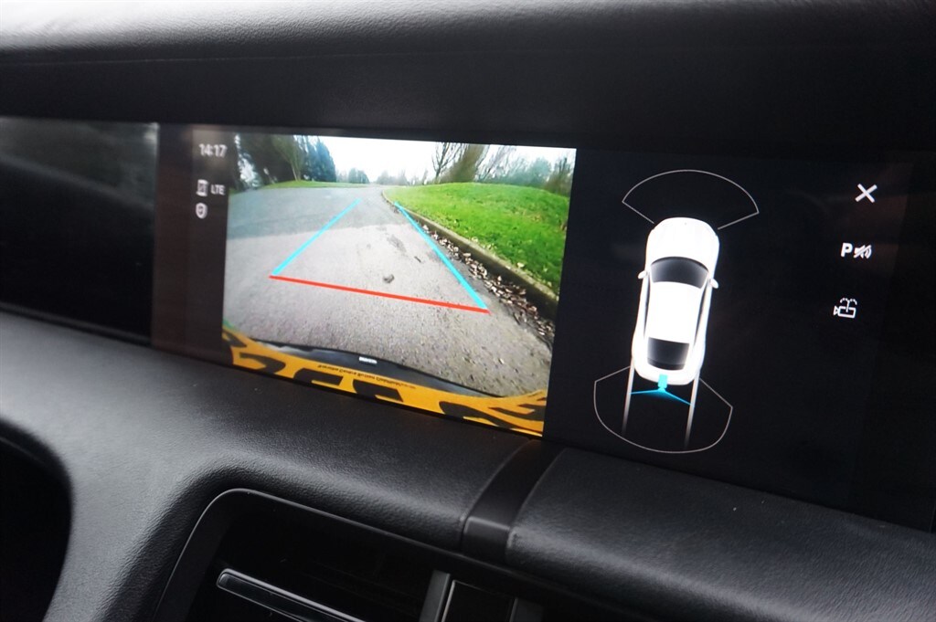 Used Porsche Taycan 2022 for sale - 77513899: Photo 13