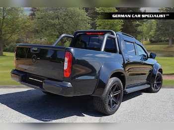 Used Mercedes-Benz X-Class 2017 for sale - 75569812: Photo
