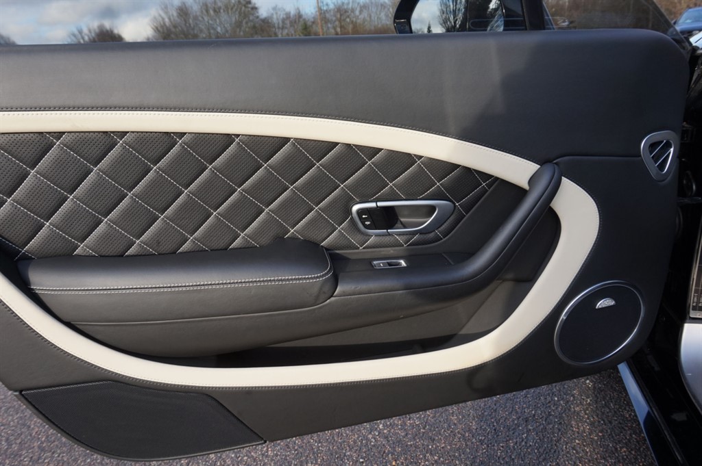 Used Bentley Continental 2017 for sale - 77614881: Photo 14