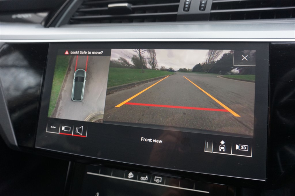 Used Audi e-tron 2020 for sale - 77699027: Photo 8