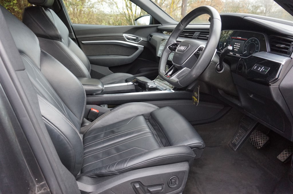 Used Audi e-tron 2022 for sale - 76954699: Photo 13