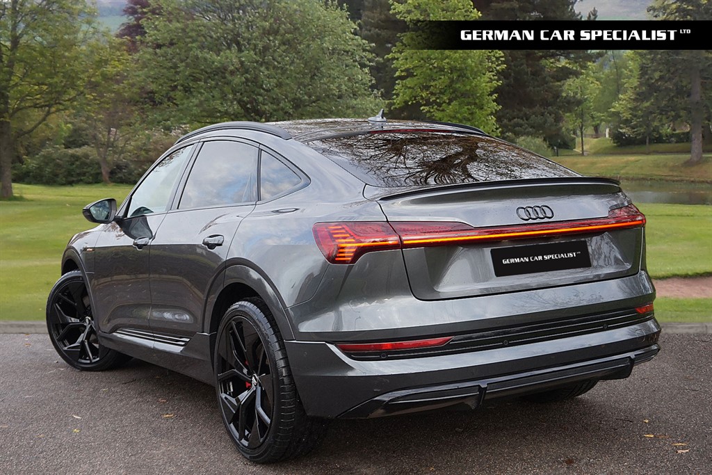 Used Audi e-tron 2022 for sale - 76954699: Photo 2