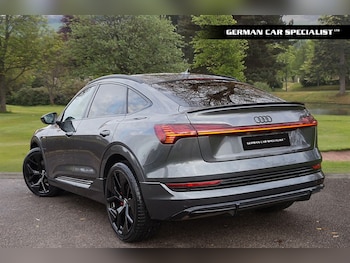 Used Audi e-tron 2022 for sale - 76954699: Photo