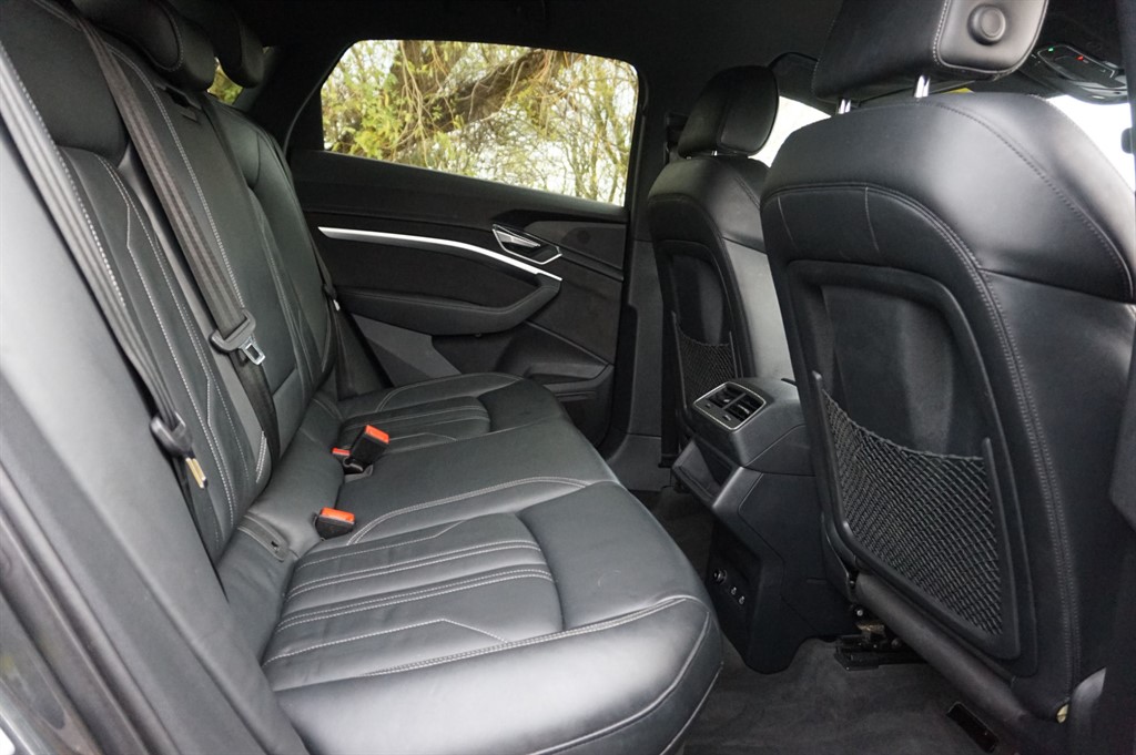 Used Audi e-tron 2022 for sale - 76954699: Photo 7