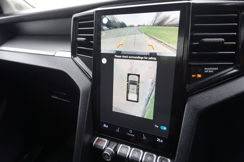 Used Volkswagen Amarok 2024 for sale - 77634839: Photo 16