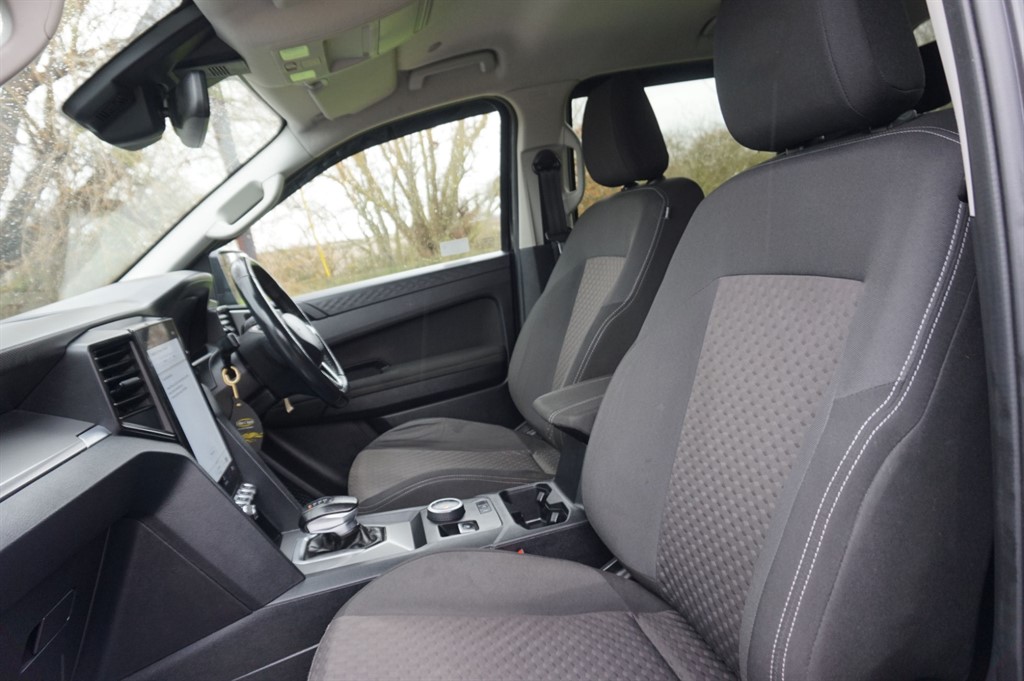 Used Volkswagen Amarok 2024 for sale - 77634839: Photo 21