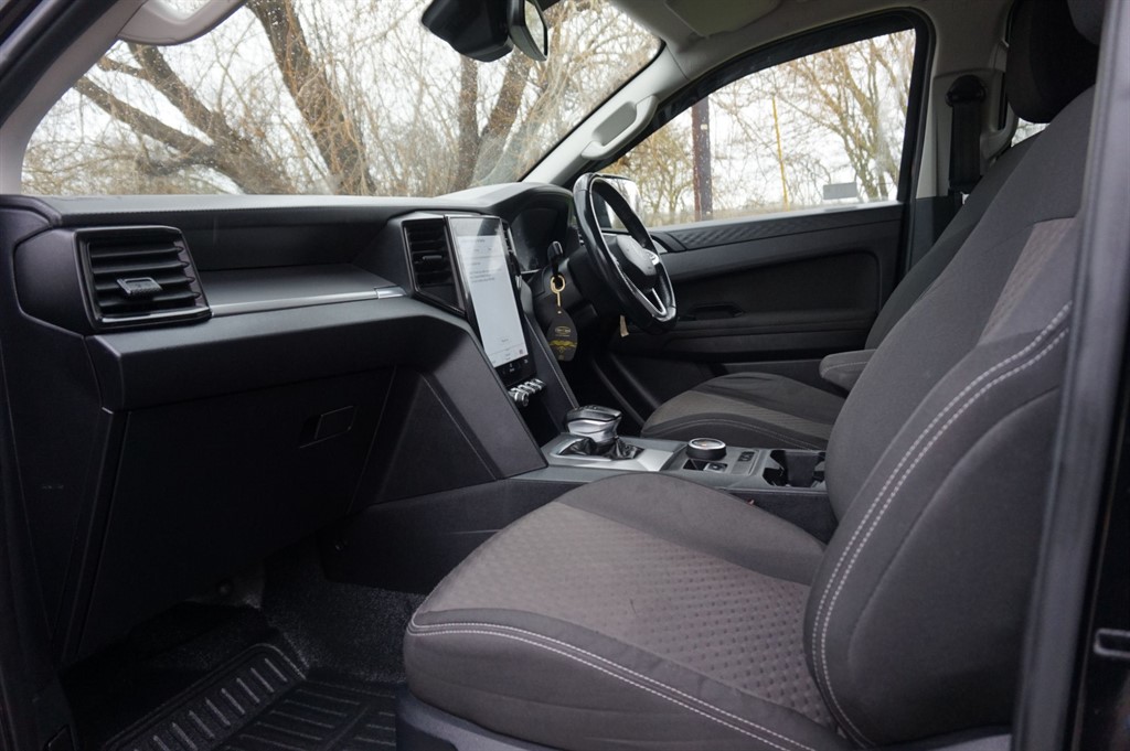 Used Volkswagen Amarok 2024 for sale - 77634839: Photo 6