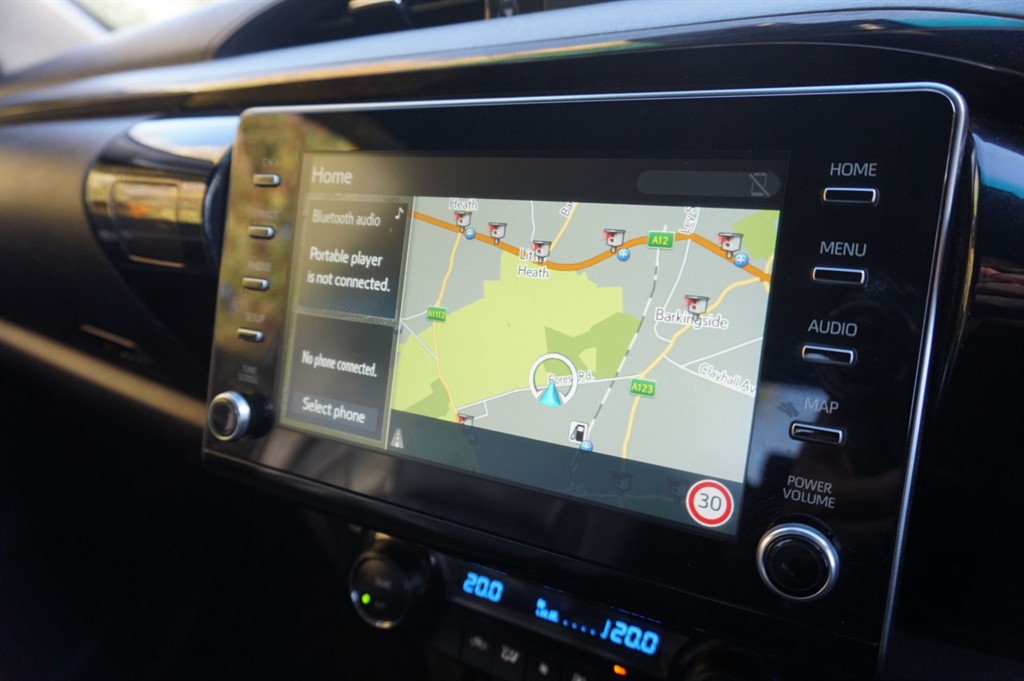 Used Toyota Hilux 2023 for sale - 76400918: Photo 29