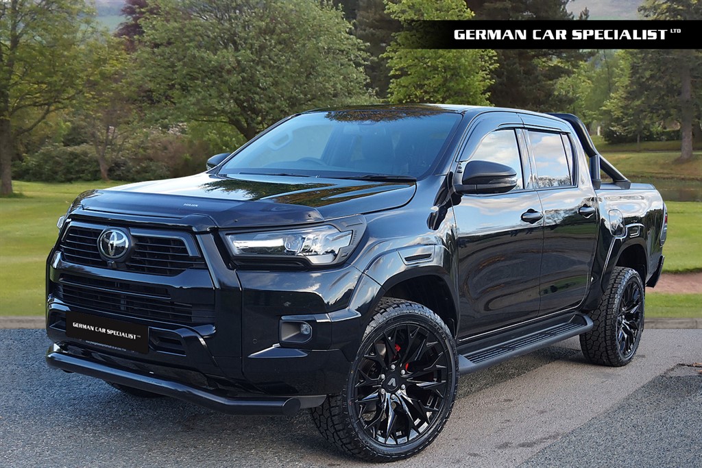 Used Toyota Hilux 2023 for sale - 76400918: Photo 4