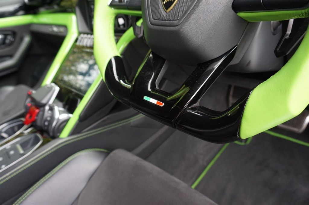 Used Lamborghini Urus 2018 for sale - 76704670: Photo 18