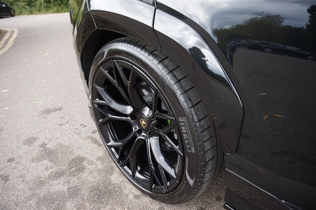 Used Lamborghini Urus 2018 for sale - 76704670: Photo 26