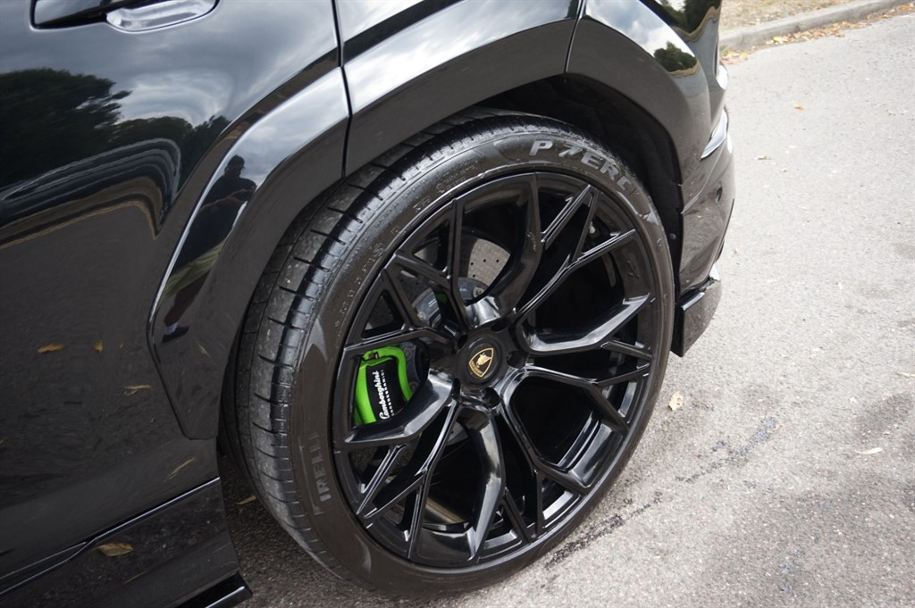 Used Lamborghini Urus 2018 for sale - 76704670: Photo 27