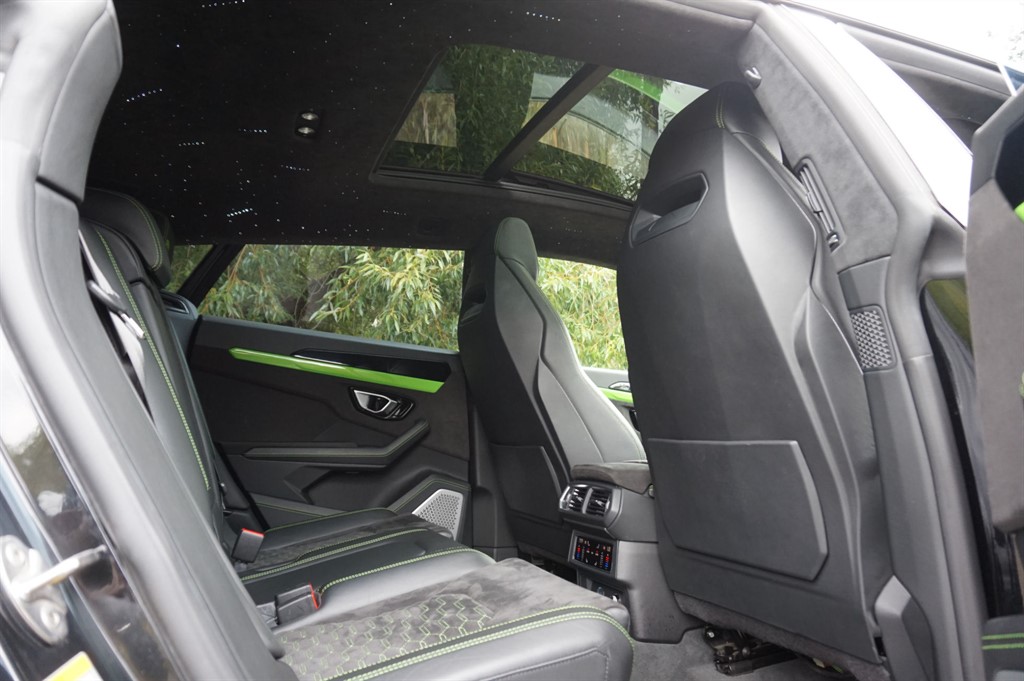 Used Lamborghini Urus 2018 for sale - 76704670: Photo 29