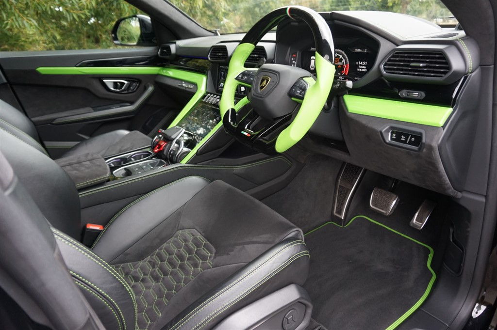 Used Lamborghini Urus 2018 for sale - 76704670: Photo 33