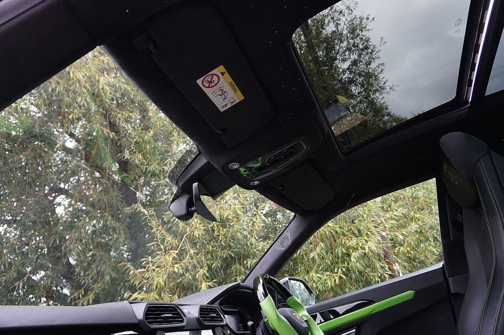 Used Lamborghini Urus 2018 for sale - 76704670: Photo 45