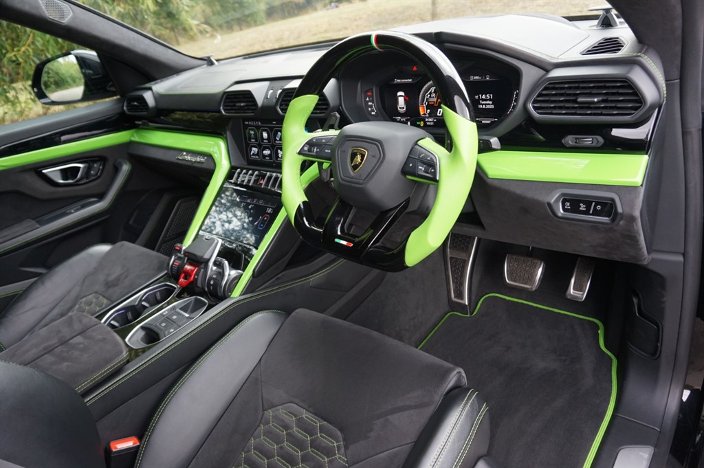 Used Lamborghini Urus 2018 for sale - 76704670: Photo 5