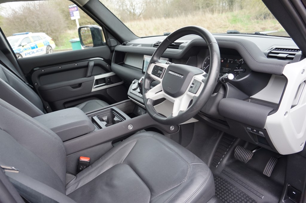 Used Land Rover Defender 2022 for sale - 76540178: Photo 21